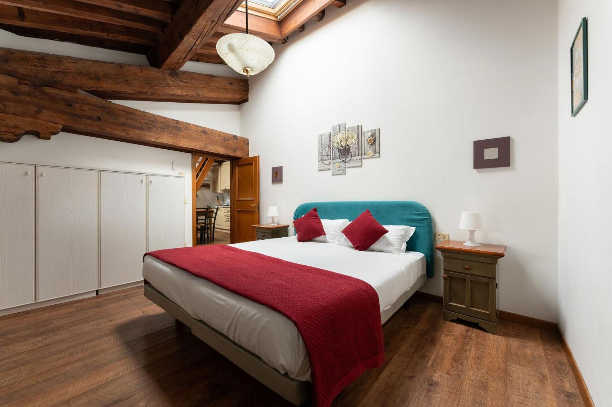 Apartments Close To Duomo فلورنس الغرفة الصورة